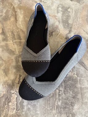 Rothy's Black and Gray Knit Slip-On Flats with Blue Trim
